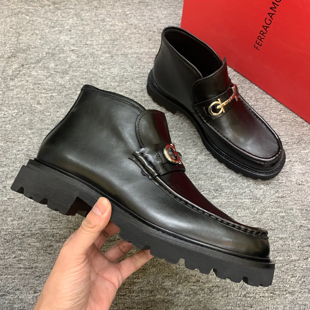 Men's shoes 💰960 🎁🎁🎁😈【Ferragamo】Men's high-top boots, the latest hot style, 1:1 original purchase quality, top quality, imported cowhide for the uppers, imported cowhide for the lining and feet, with original lightweight foam outsole, matching code 39-44, (38, 45 custom-made, non-refundable),